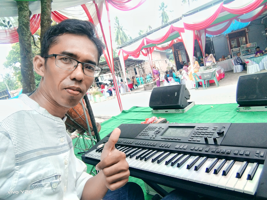 Voice Gitar Overdrive Yamaha PSR Gratis